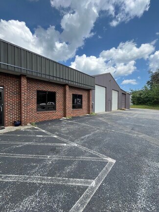 Plus de détails pour 1481 Doss Rd, Concord, VA - Local d'activités à louer
