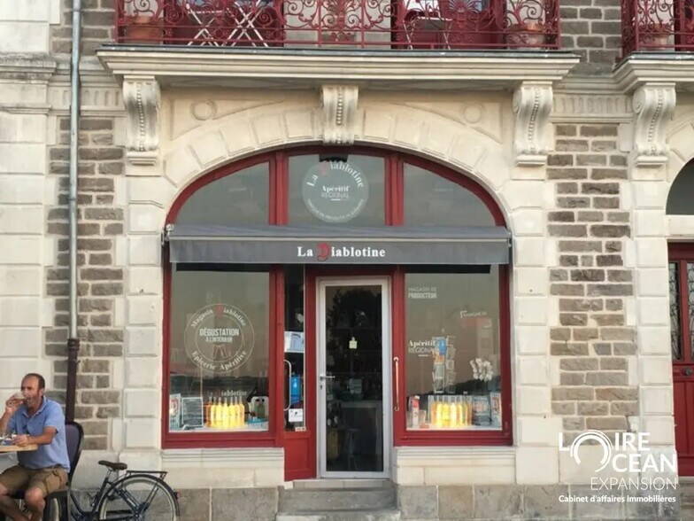 Local commercial dans Le Croisic à louer - Photo de l’immeuble – Image 3 sur 3
