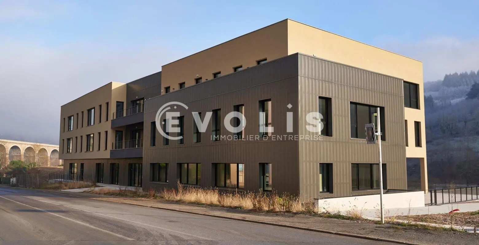 17 Rue De Paris, Tarare à louer Photo de l’immeuble– Image 1 sur 27