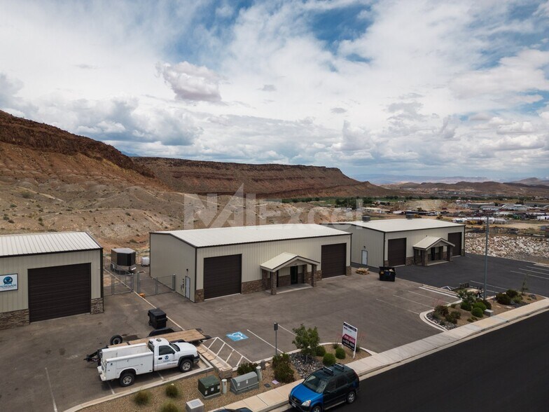 1487 E Hillcrest Dr, Washington, UT à louer - Photo de l’immeuble – Image 3 sur 6