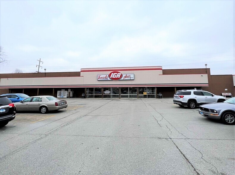 605 E Southline Rd, Tuscola, IL à louer - Photo de l’immeuble – Image 3 sur 5