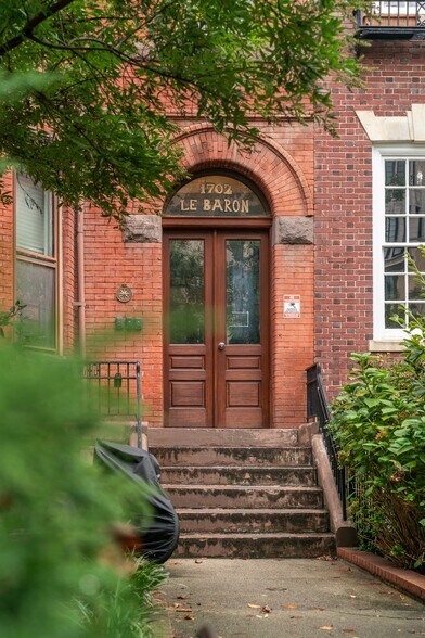1702 16th St NW, Washington, DC à vendre - Photo de l’immeuble – Image 3 sur 14