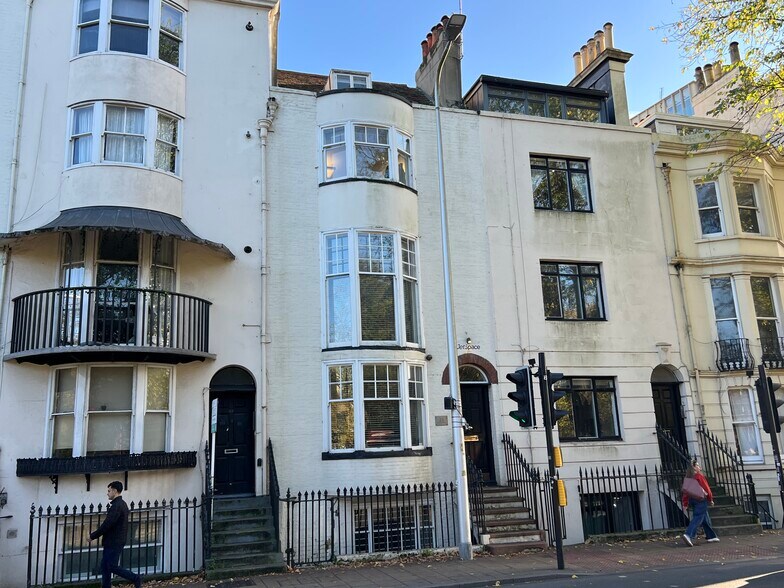 23 Grand Parade, Brighton à louer - Photo de l’immeuble – Image 3 sur 4
