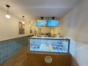 Local commercial dans Barcelone, Barcelona à louer Photo intérieure– Image 1 sur 12