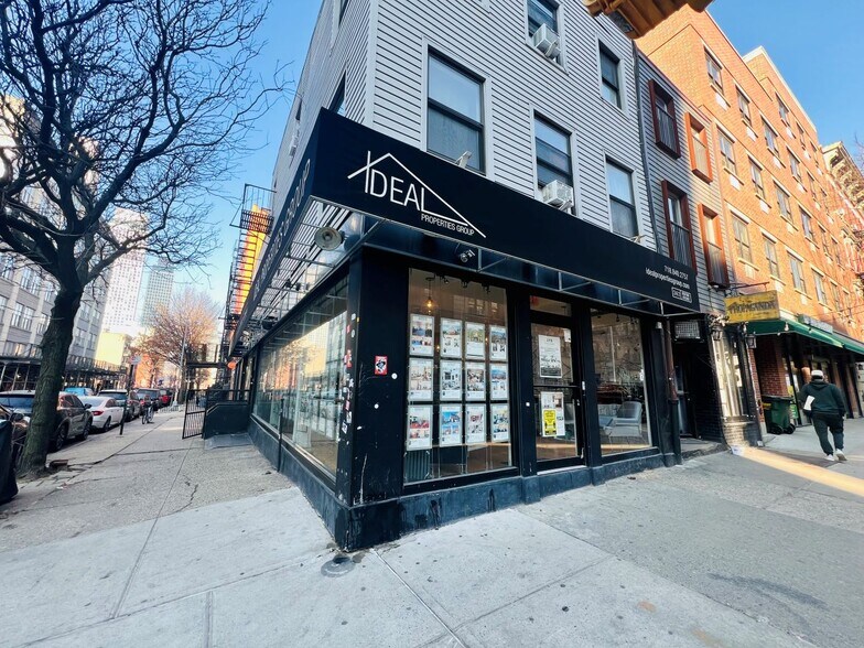 362 Bedford Ave, Brooklyn, NY à louer - Photo de l’immeuble – Image 2 sur 22