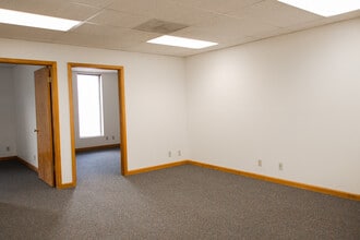 3730 Sinton Rd, Colorado Springs, CO à vendre Photo intérieure– Image 2 sur 4