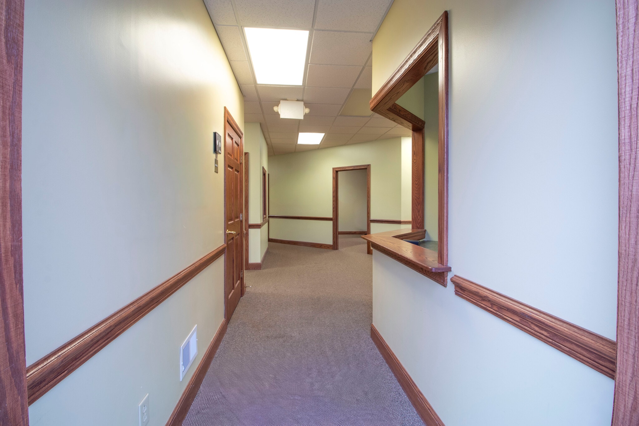 8203 Main St, Williamsville, NY à louer Photo intérieure– Image 1 sur 82