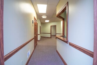 8203 Main St, Williamsville, NY à louer Photo intérieure– Image 1 sur 82