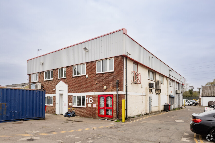 Wexham Rd, Slough à vendre - Photo principale – Image 1 sur 2