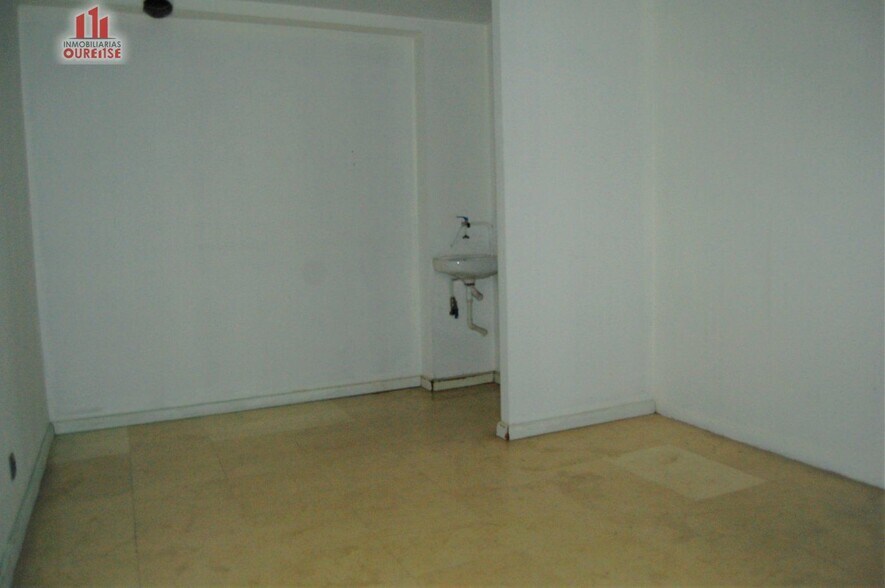 Local commercial dans Ourense, Orense à louer - Photo de l’immeuble – Image 2 sur 3