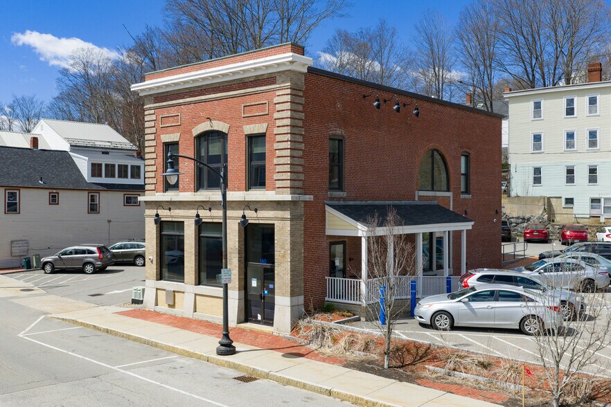 140 Main St, Newmarket, NH à louer - Photo de l’immeuble – Image 1 sur 4