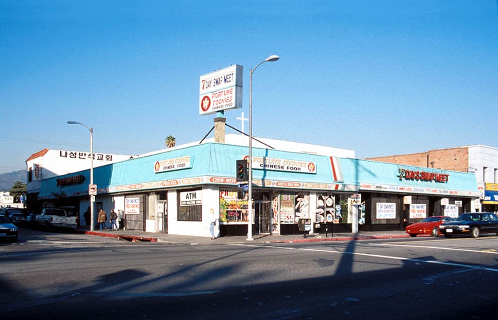 5539 Santa Monica Blvd, Los Angeles, CA à louer Photo principale– Image 1 sur 2