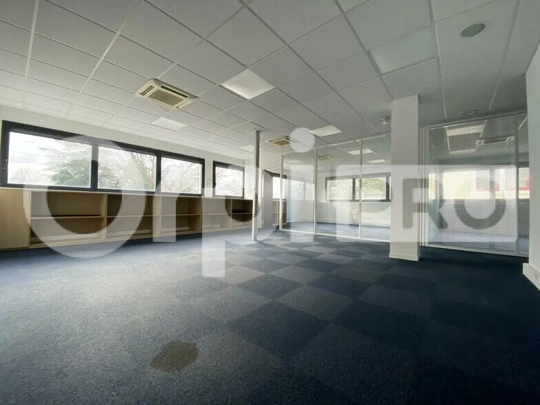 Bureau dans Dardilly à louer - Photo intérieure – Image 3 sur 15