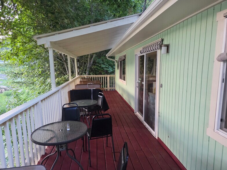 11424 Oregon 138, Oakland, OR à vendre - Photo de l’immeuble – Image 2 sur 7