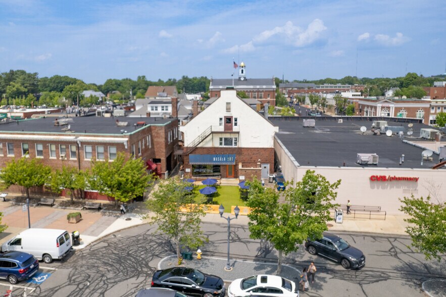 990-992 Great Plain Ave, Needham, MA à louer - Photo de l’immeuble – Image 3 sur 6