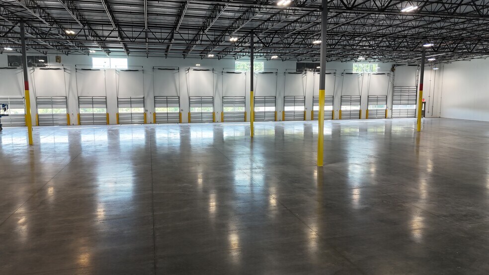 100 Wildworks Ave, Yulee, FL à louer - Photo de l’immeuble – Image 3 sur 11