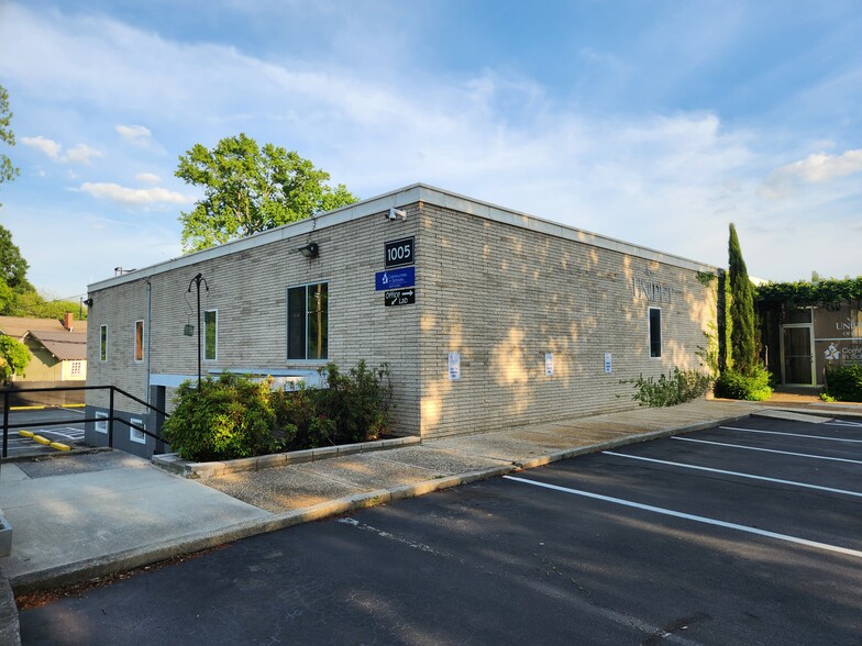 1005 W Bramlett Rd, Greenville, SC à louer - Photo de l’immeuble – Image 1 sur 3