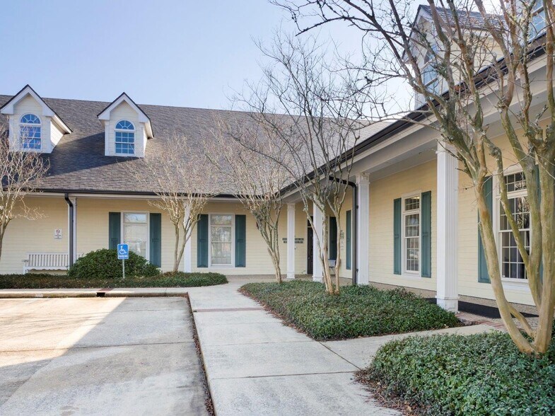 555 Doctor Michael Debakey Dr, Lake Charles, LA à vendre - Photo principale – Image 1 sur 17