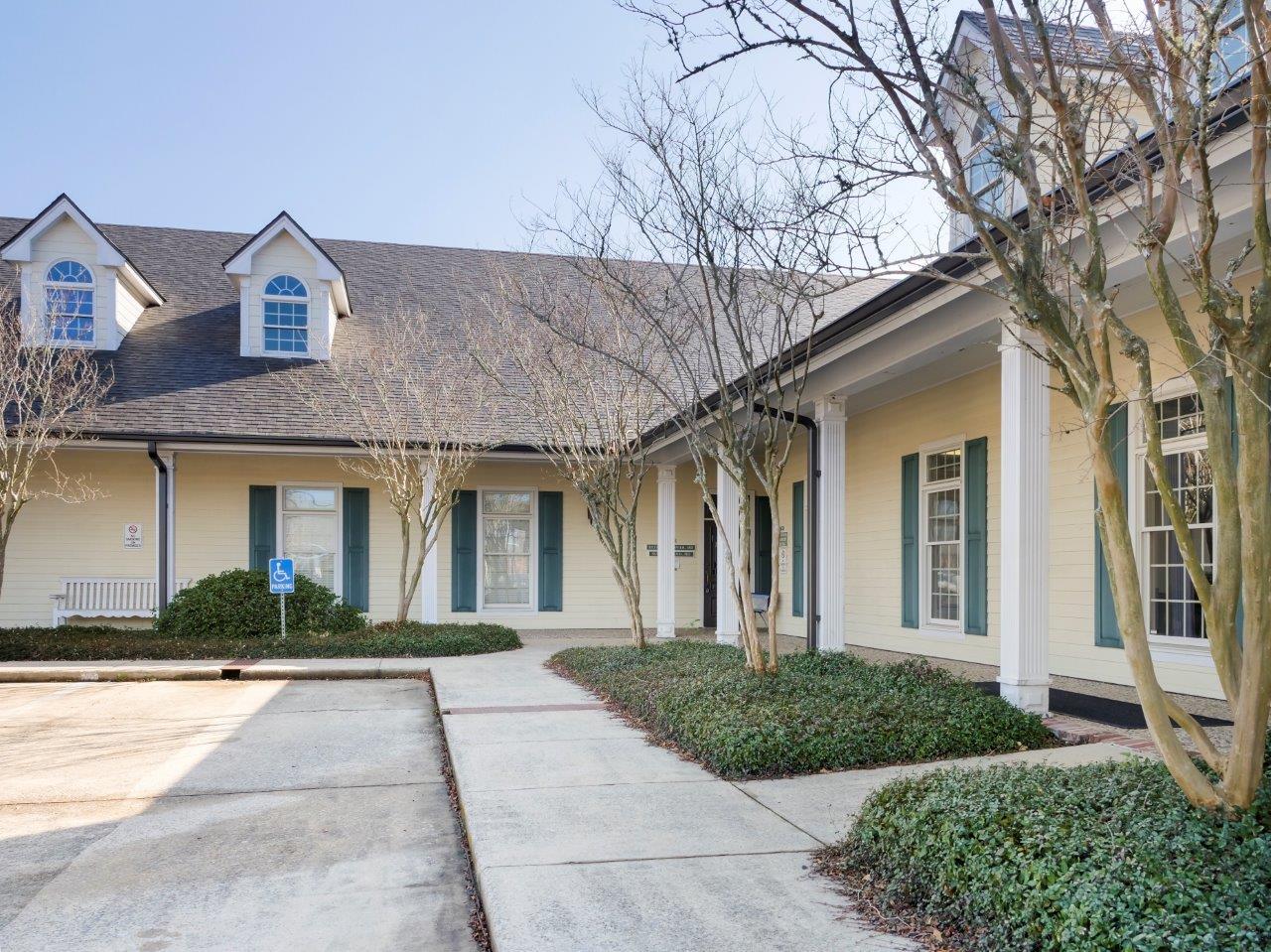 555 Doctor Michael Debakey Dr, Lake Charles, LA à vendre Photo principale– Image 1 sur 18