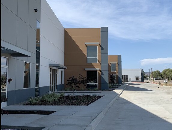 1920 N Marshall Ave, El Cajon, CA à louer - Photo de l’immeuble – Image 3 sur 15