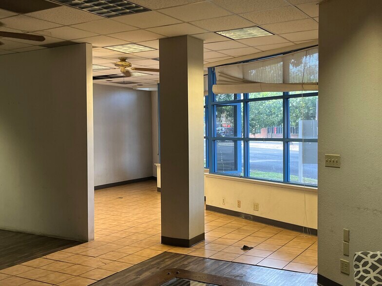 3121 Broadway, Sacramento, CA à vendre - Photo de l’immeuble – Image 2 sur 22