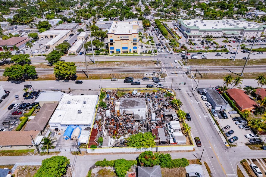 1708 N Dixie Hwy, Hollywood, FL à louer - Photo de l’immeuble – Image 3 sur 7