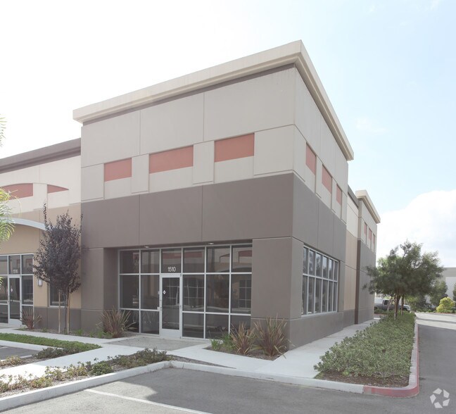 1510 Santiago Ridge Way, San Diego, CA à louer - Photo principale – Image 1 sur 3