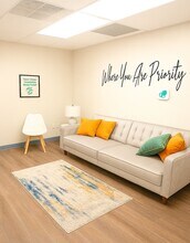 3030 W Clearwater Ave, Kennewick, WA à louer Photo intérieure– Image 1 sur 15