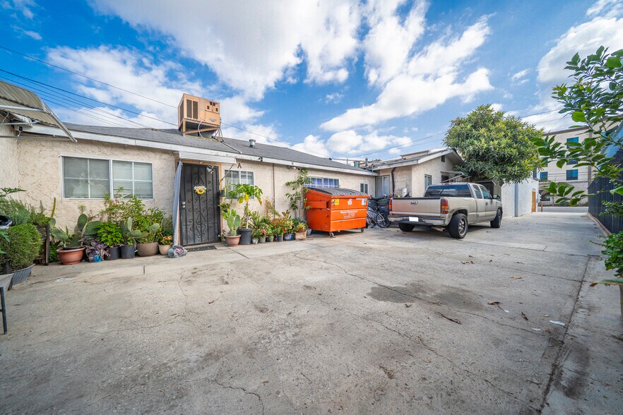 14415 S Western Ave, Gardena, CA à vendre - Photo de l’immeuble – Image 3 sur 4