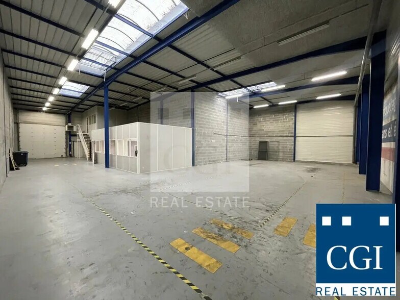 Local d’activités dans Saint-Martin-le-Vinoux à louer - Photo intérieure – Image 2 sur 10