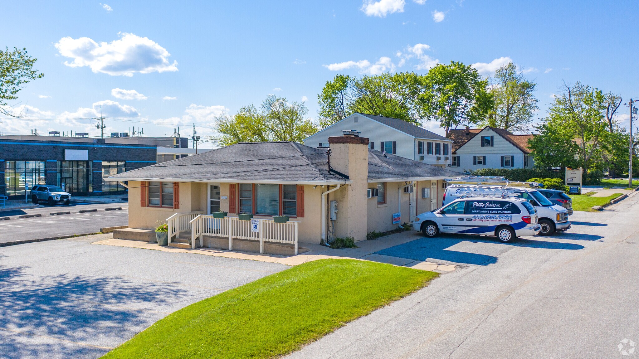 6 Parks Ave, Cockeysville, MD à louer Photo principale– Image 1 sur 6