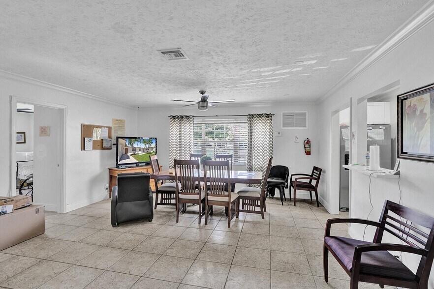 4200 NE 19th Ave, Pompano Beach, FL à vendre - Photo intérieure – Image 3 sur 19