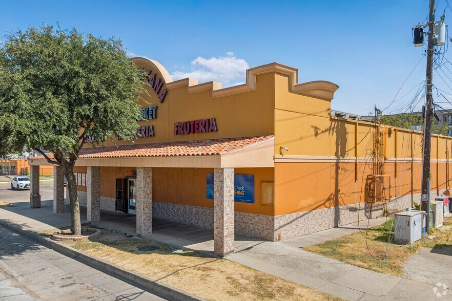 2420 N Fitzhugh Ave, Dallas, TX à louer - Photo de l’immeuble – Image 3 sur 10