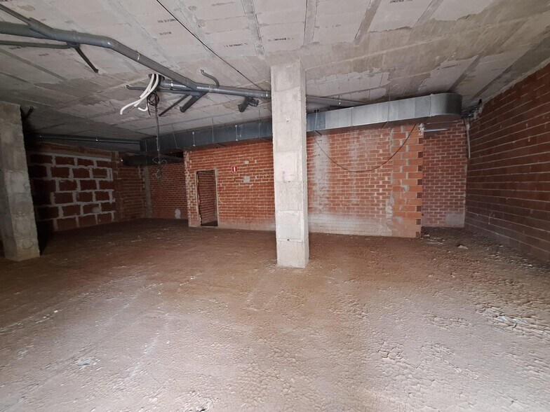 Local commercial dans Algemesí à vendre - Photo de l’immeuble – Image 2 sur 5