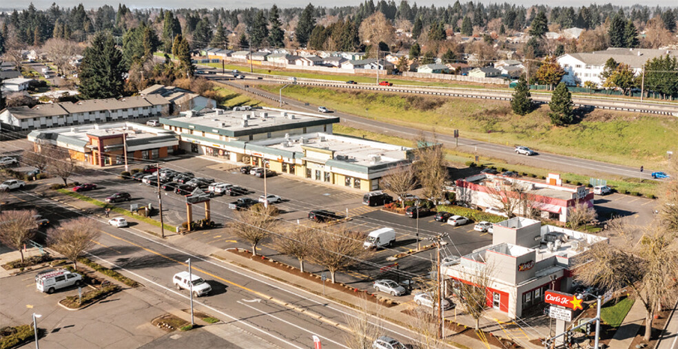 125-135 Silver Ln, Eugene, OR à louer - Photo de l’immeuble – Image 1 sur 10