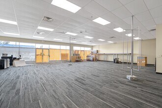 1074 10th St, Hanover, ON à louer Photo intérieure– Image 2 sur 5