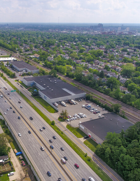 Silver Drive Business Park portefeuille de 3 biens à vendre sur LoopNet.fr - Aérien – Image 3 sur 6