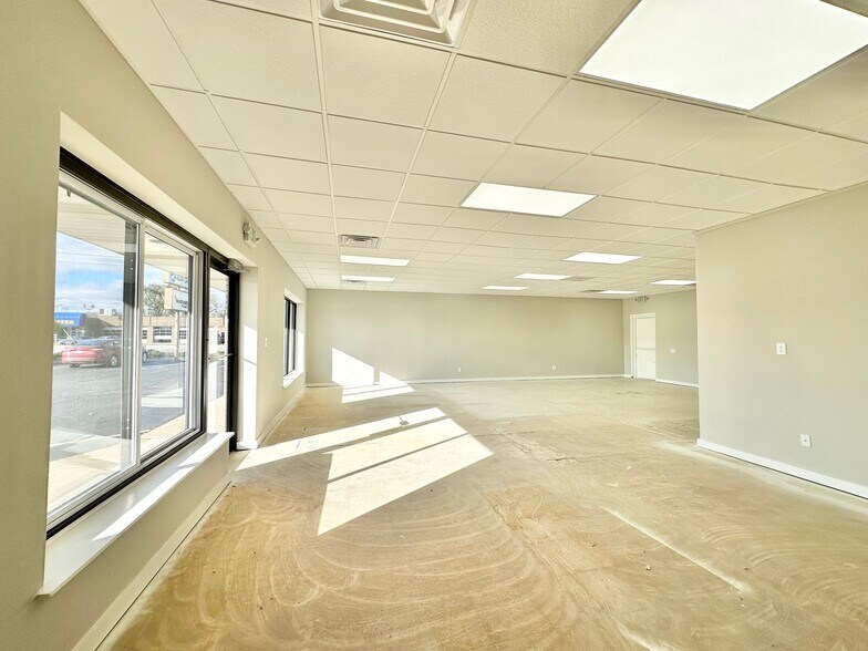 9515-9521 Indianapolis Blvd, Highland, IN à louer - Photo de l’immeuble – Image 2 sur 17