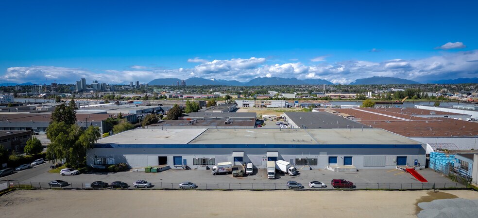 2620 Simpson Rd, Richmond, BC à vendre - Photo de l’immeuble – Image 2 sur 16