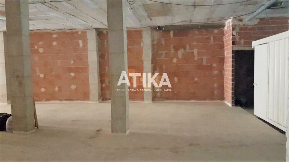 Local commercial dans València à louer - Photo de l’immeuble – Image 3 sur 7