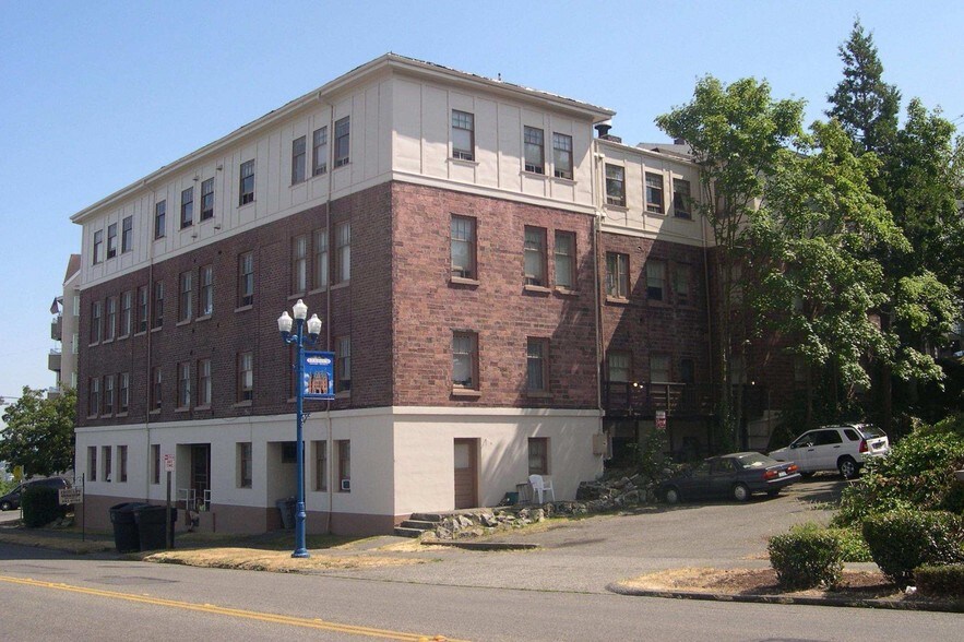 1 N Broadway, Tacoma, WA à vendre - Photo de l’immeuble – Image 3 sur 5