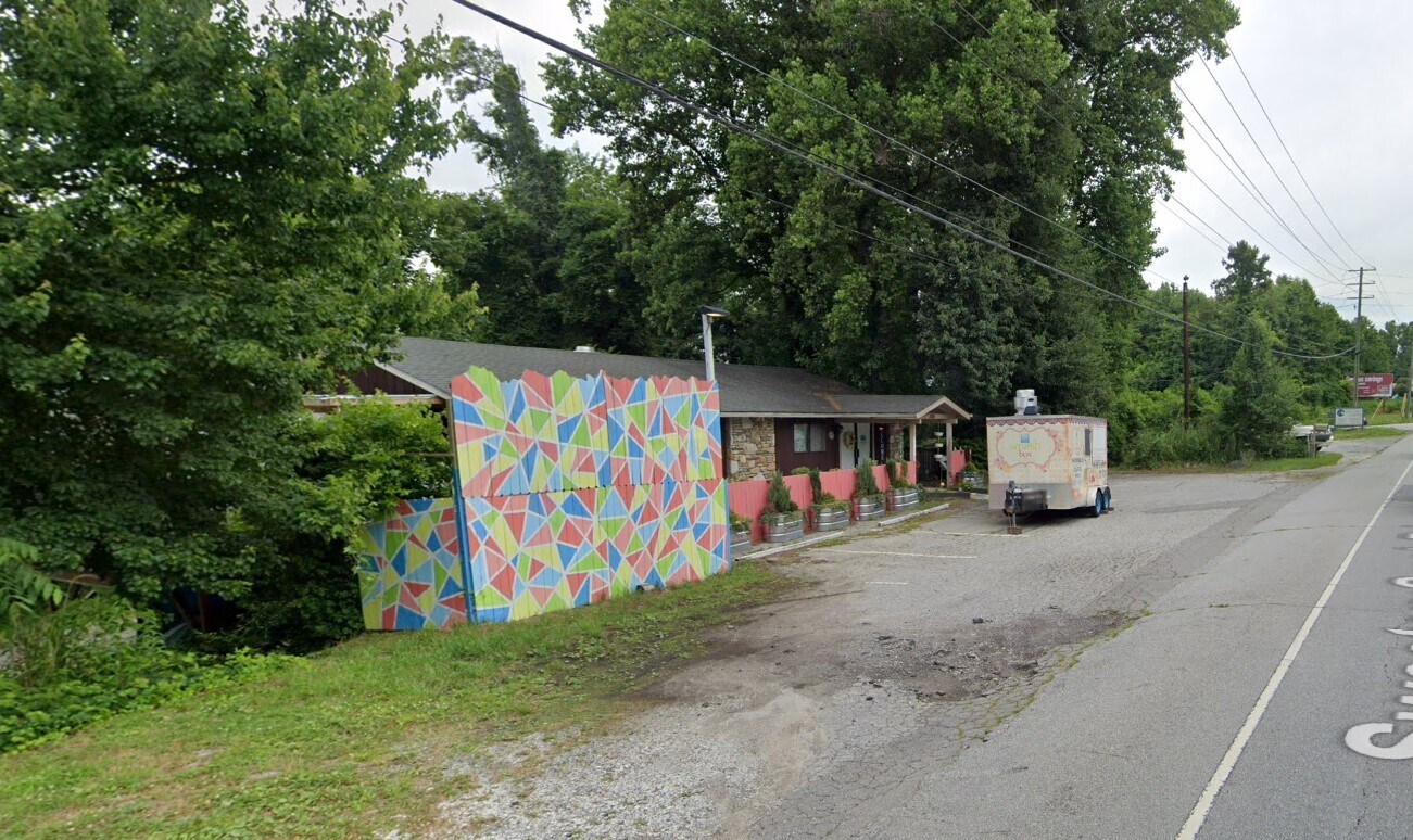 3076 Sweeten Creek Rd, Asheville, NC à vendre Photo de l’immeuble– Image 1 sur 8