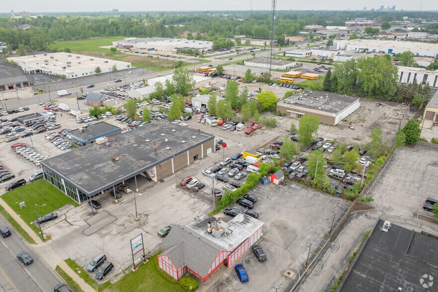 33 S Byrne Rd, Toledo, OH à vendre - Aérien – Image 2 sur 8