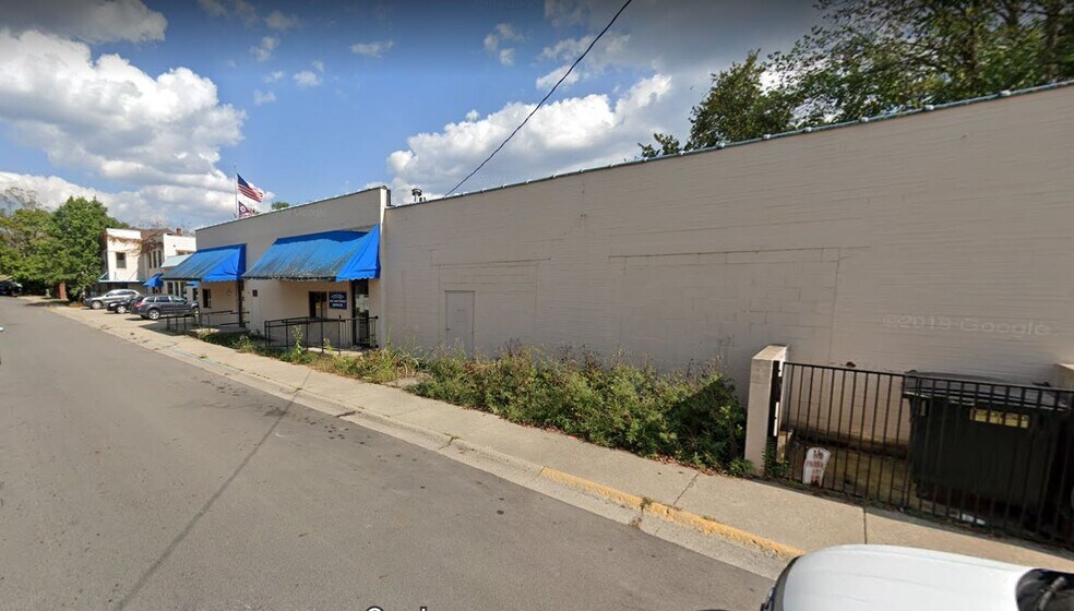 184 N Lancaster St, Athens, OH à louer - Photo de l’immeuble – Image 2 sur 3