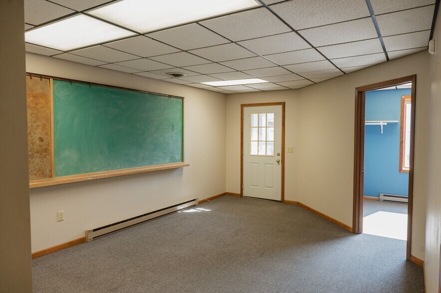 435 Main St E, Trimont, MN à vendre - Photo de l’immeuble – Image 3 sur 31