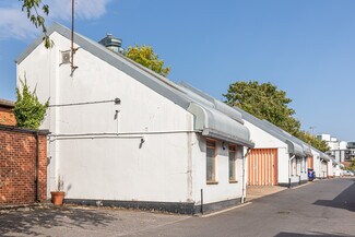 Plus de détails pour Brook Ln N, Brentford - Local d'activités à louer