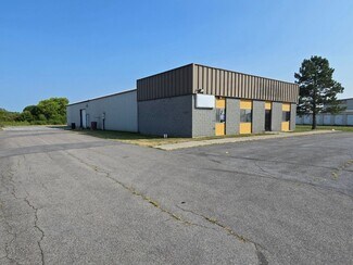 Plus de détails pour 22672 Murrock Cir, Watertown, NY - Local commercial à vendre