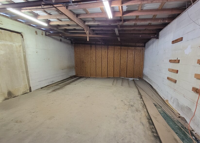 1171 S Main St, Lumberton, TX à louer - Photo intérieure – Image 2 sur 13