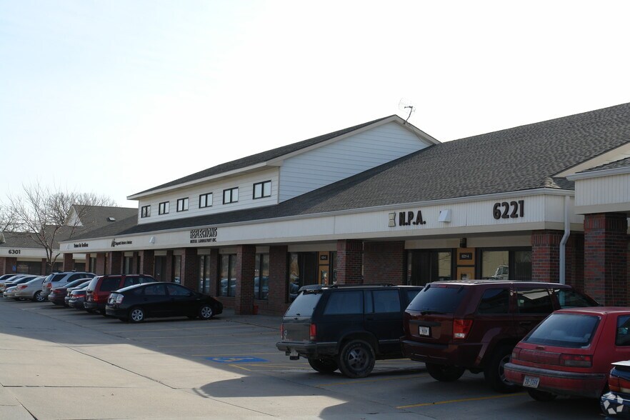 6221 S 58th St, Lincoln, NE à vendre - Photo de l’immeuble – Image 3 sur 4