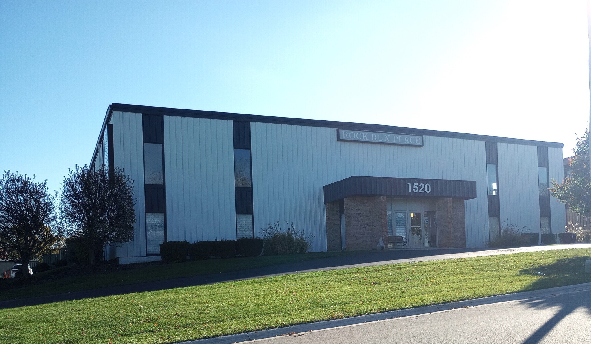 1520 Rock Run Dr, Crest Hill, IL à louer Photo principale– Image 1 sur 6
